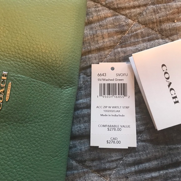 Washed Green Coach Wristlet Wallet - Picture 4 of 5